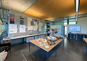 Eindruck Atelier mit Schulprojekten